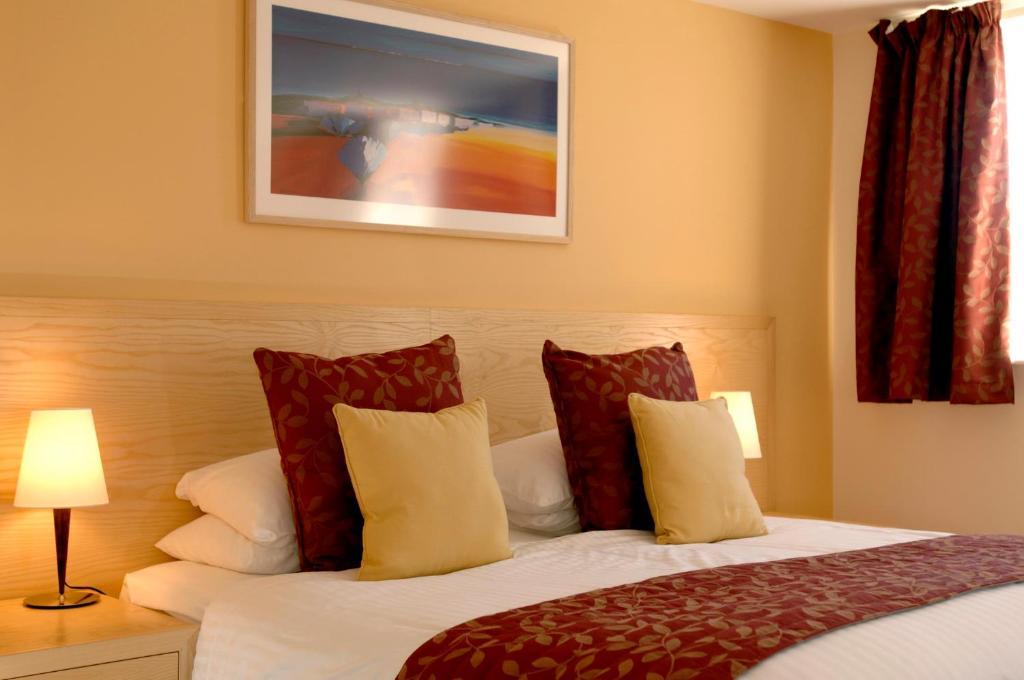 Royal Maritime Hotel Portsmouth Room photo